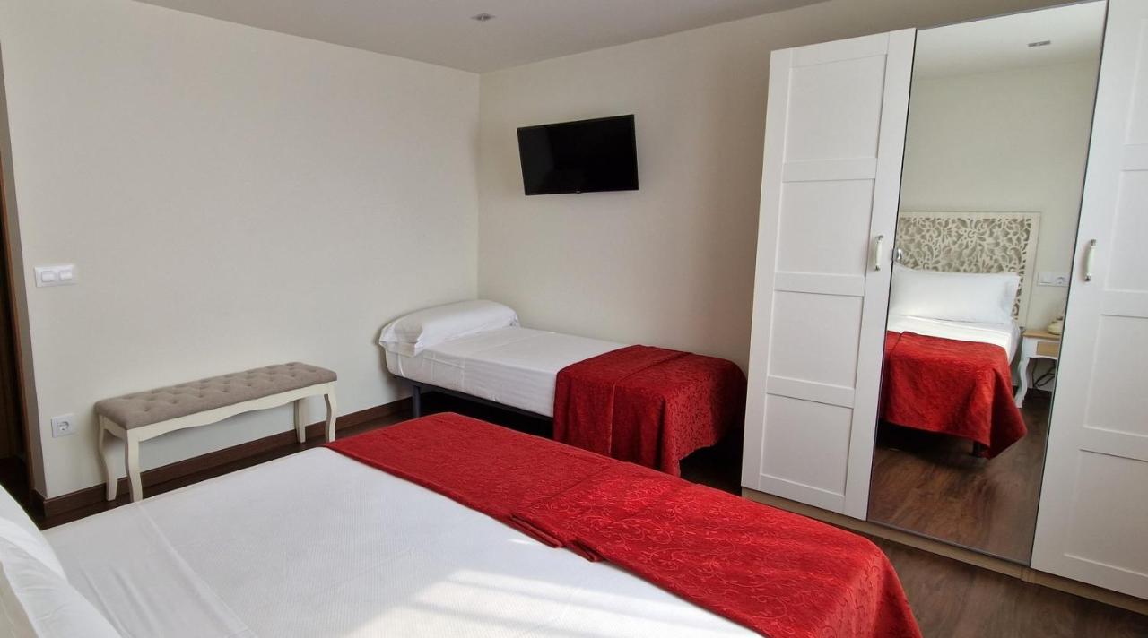 Hotel El Panorama Тапиа де Касариего Екстериор снимка