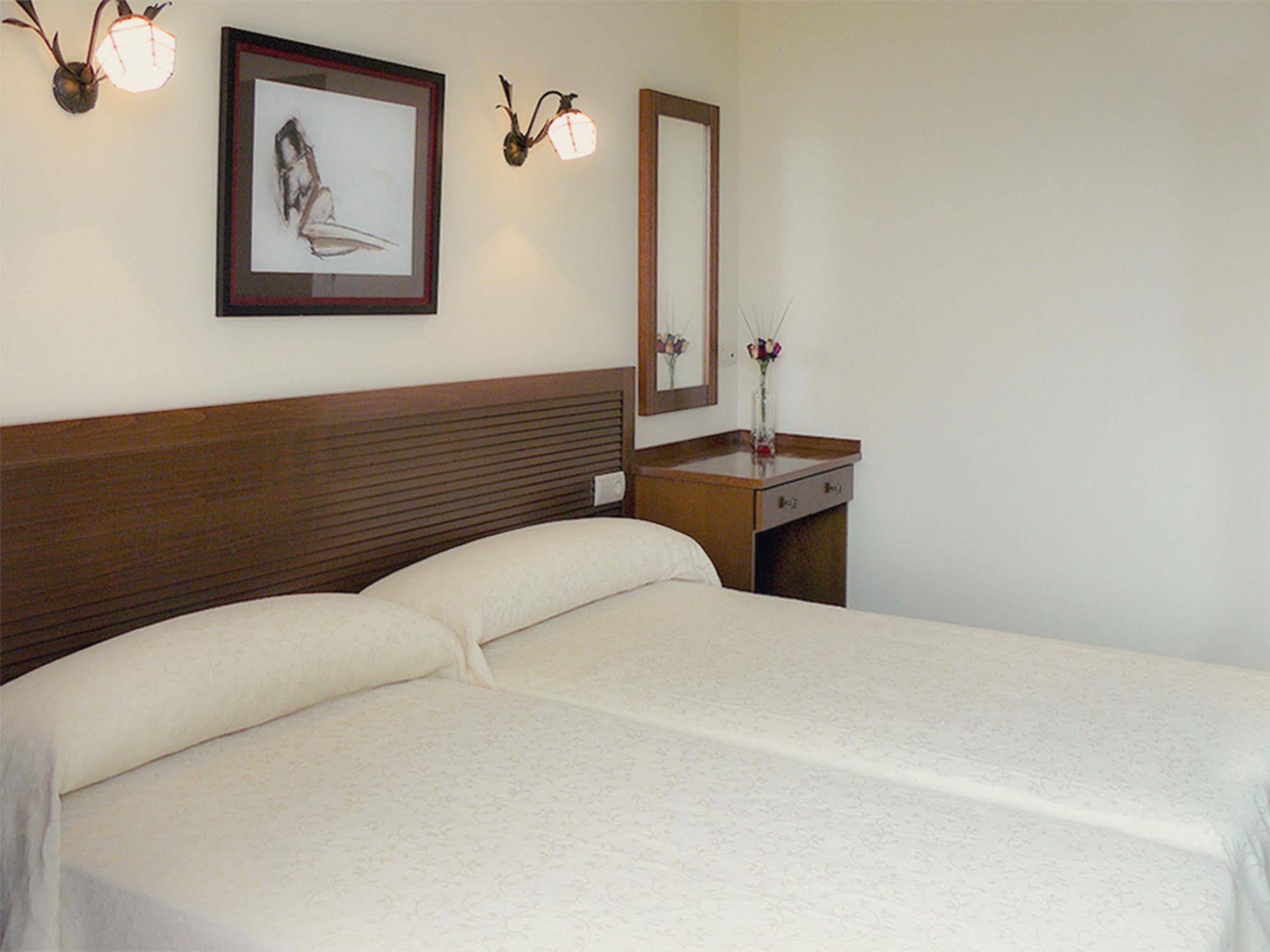 Hotel El Panorama Тапиа де Касариего Екстериор снимка